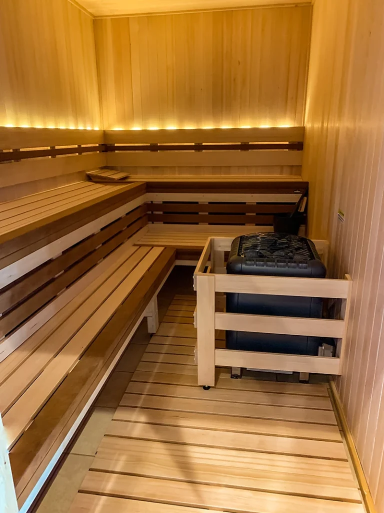 clear canadian hemlock sauna interior with deco interior