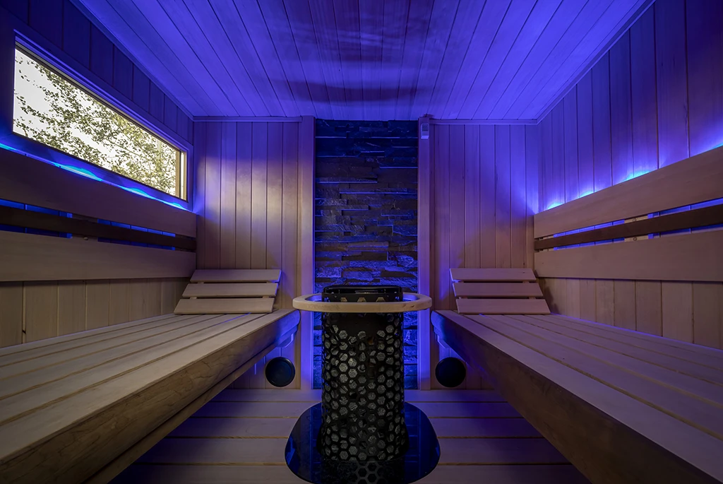 finnleo euro hemlock sauna interior