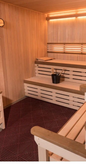 hemlock sauna with removable mat floor