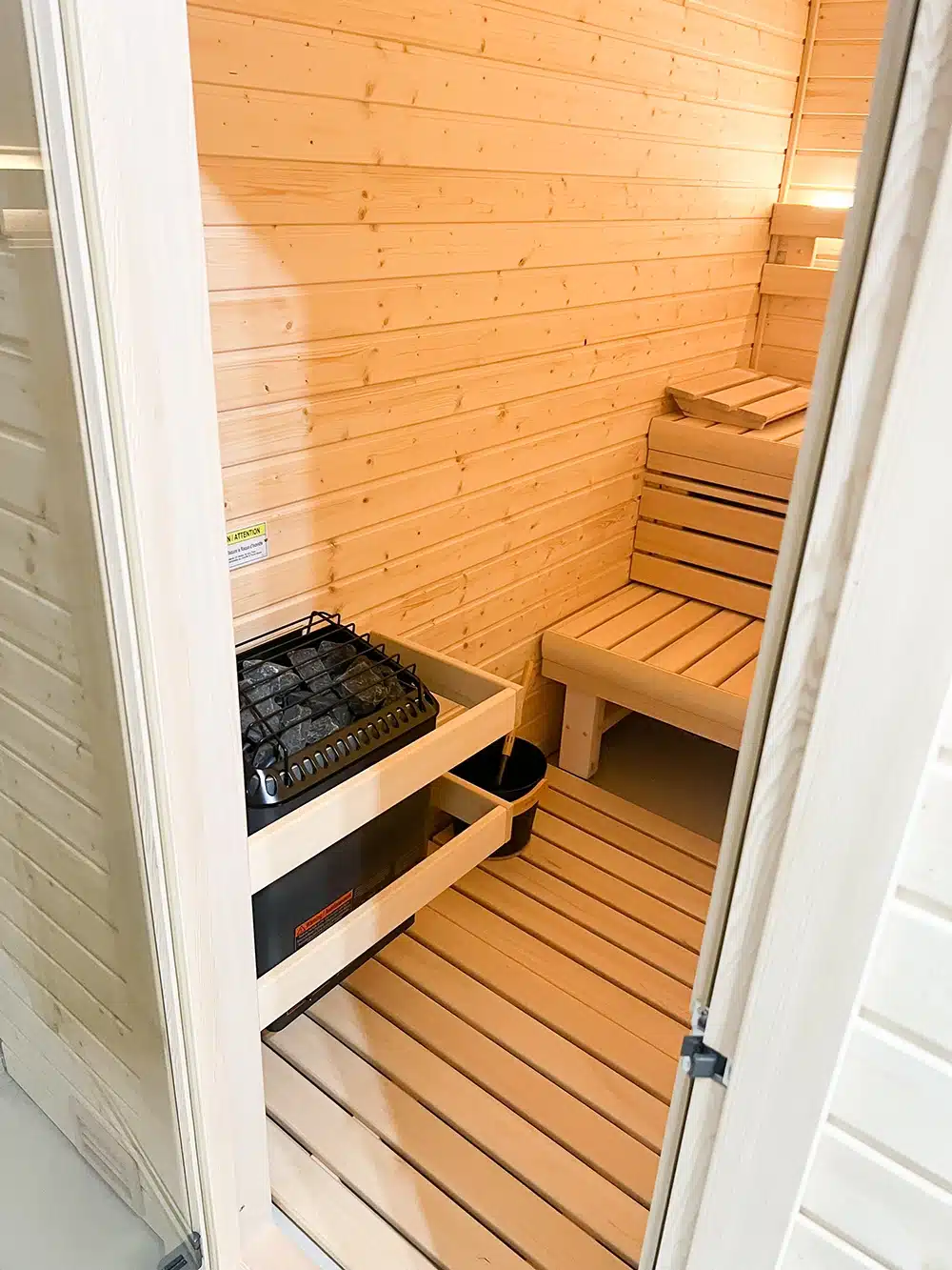 nordic spruce sauna and duckboard 104
