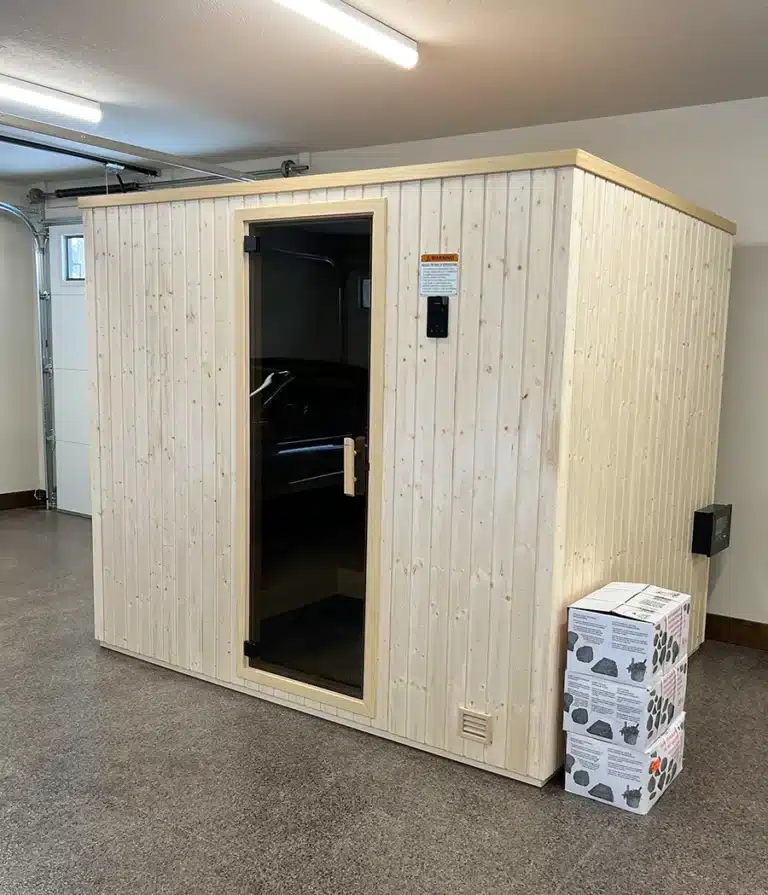 custom nordic spruce Sisu sauna