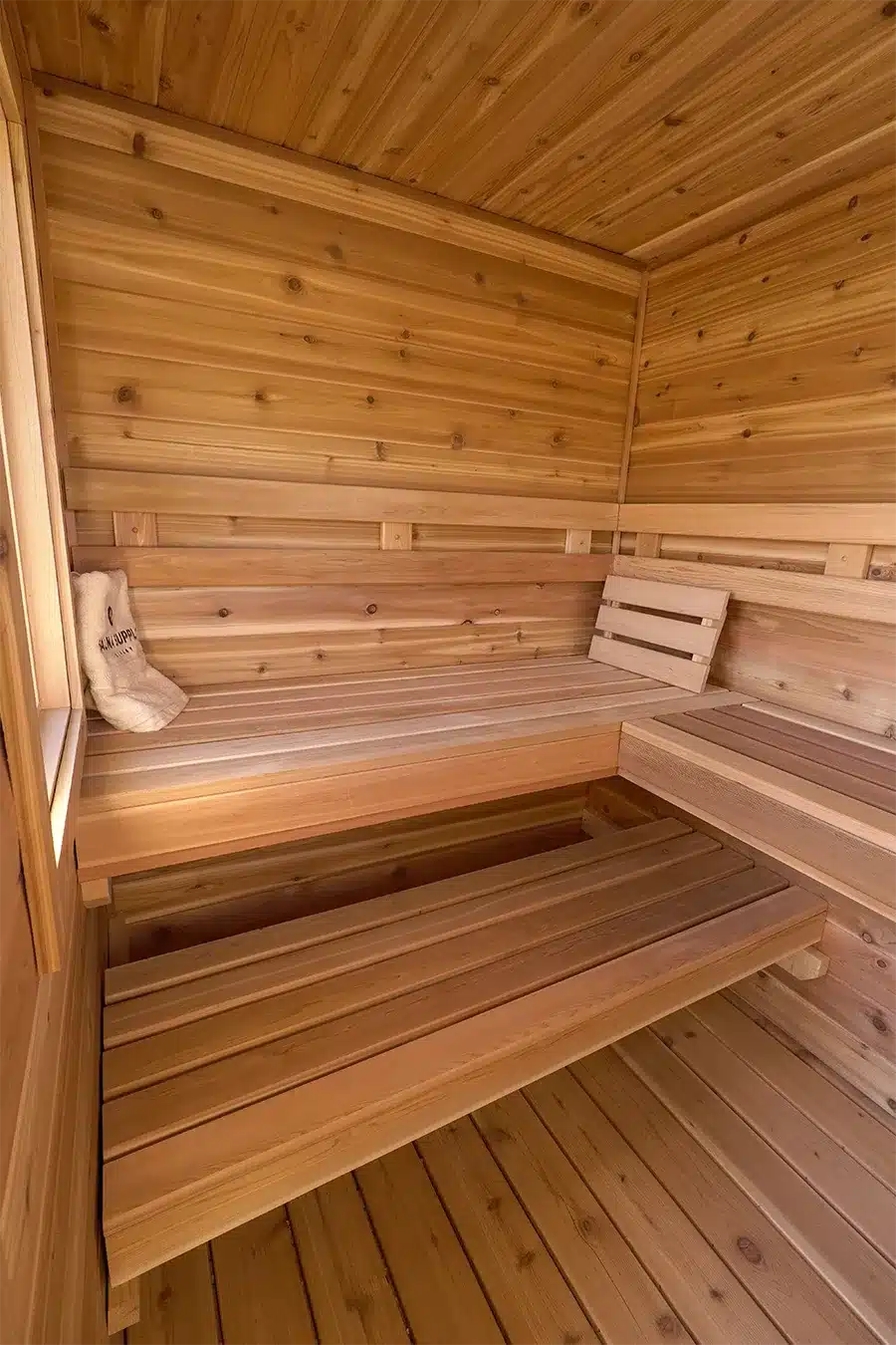 knotty cedar sauna 8x6