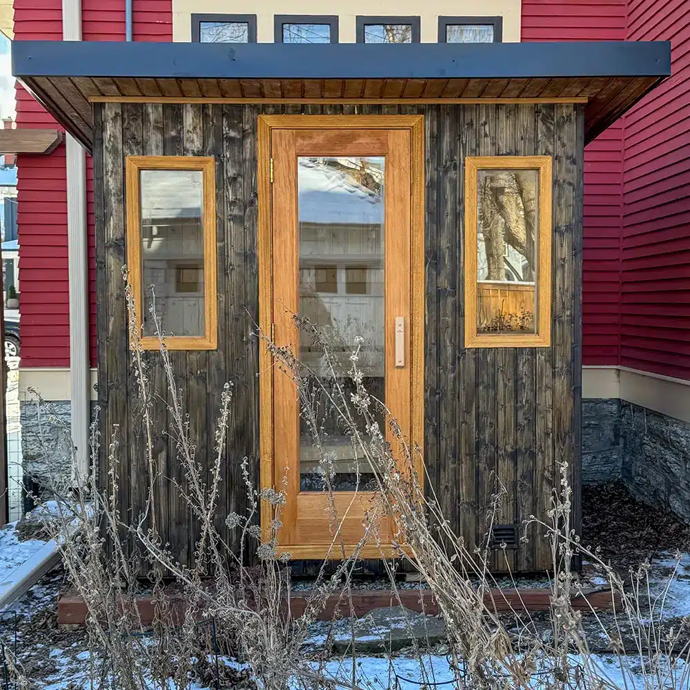 finnleo euro 5x7 with douglas fir frame door