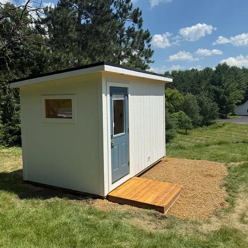 8x12 custom outdoor sauna with changing room